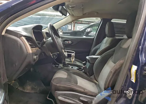 2014 Jeep Cherokee Latitude z USA, uszkodzony, nr VIN 1C4PJMCS3EW124655